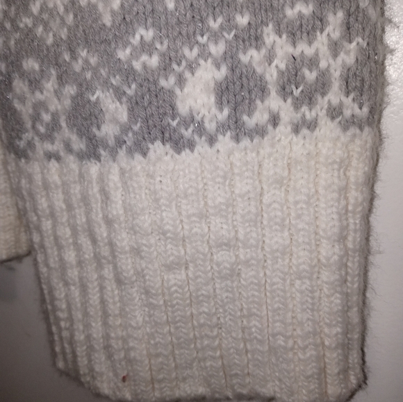 TAHARI GIRLS 4 WOOL BLEND 3 BUTTON CABLE KNIT CARDIGAN SNOWFLAKE SWEATER W BOW - Picture 5 of 8